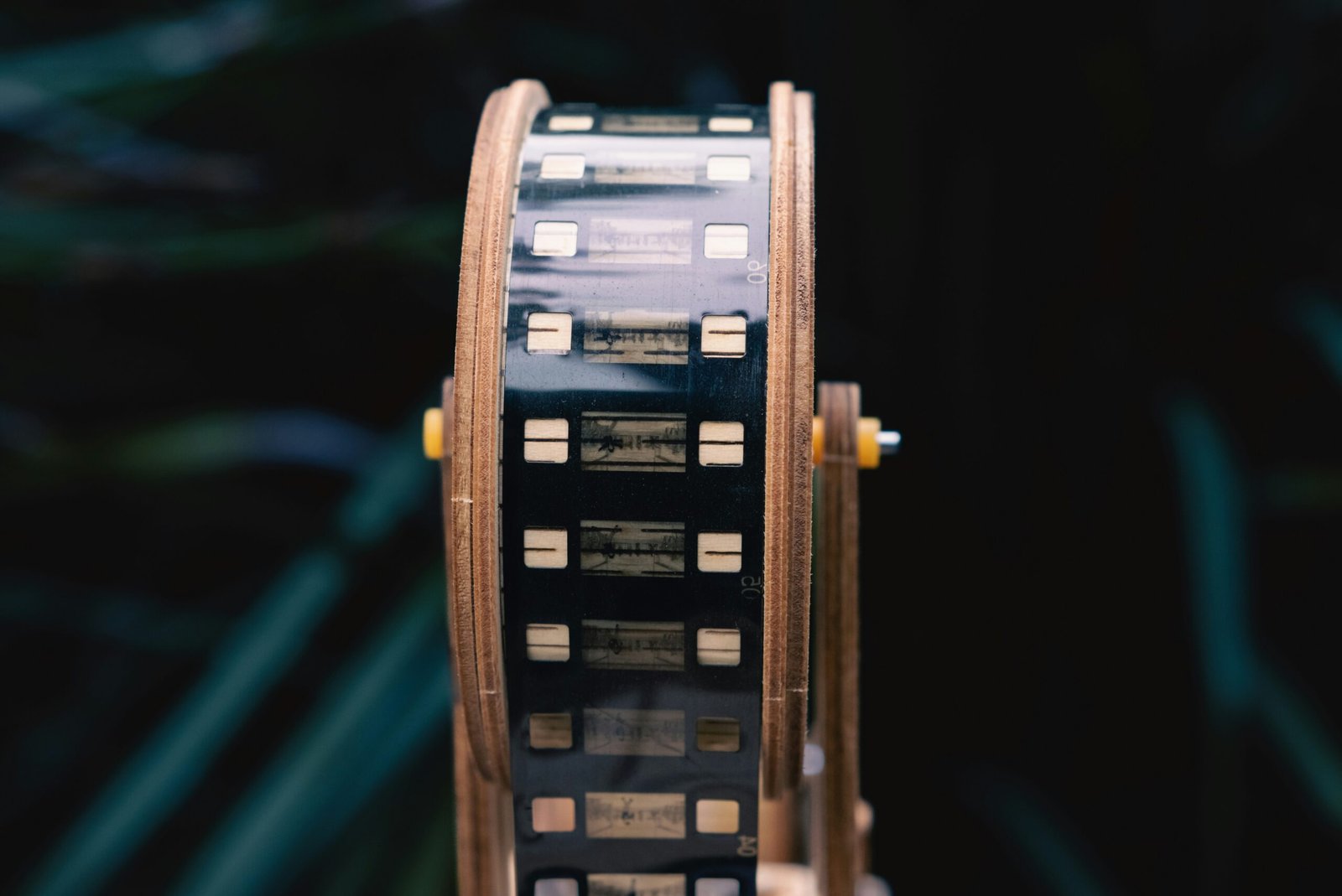 Bar graph showing average costs of equipment failure in film production
